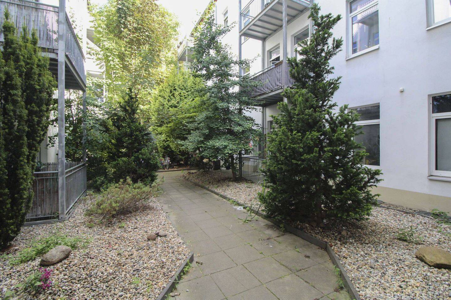 Behaglichkeit pur: 2-Zi.-Whg. im ersten OG im Gründerzeithaus!, 39112 Magdeburg (Leipziger Str. Sudenburg)