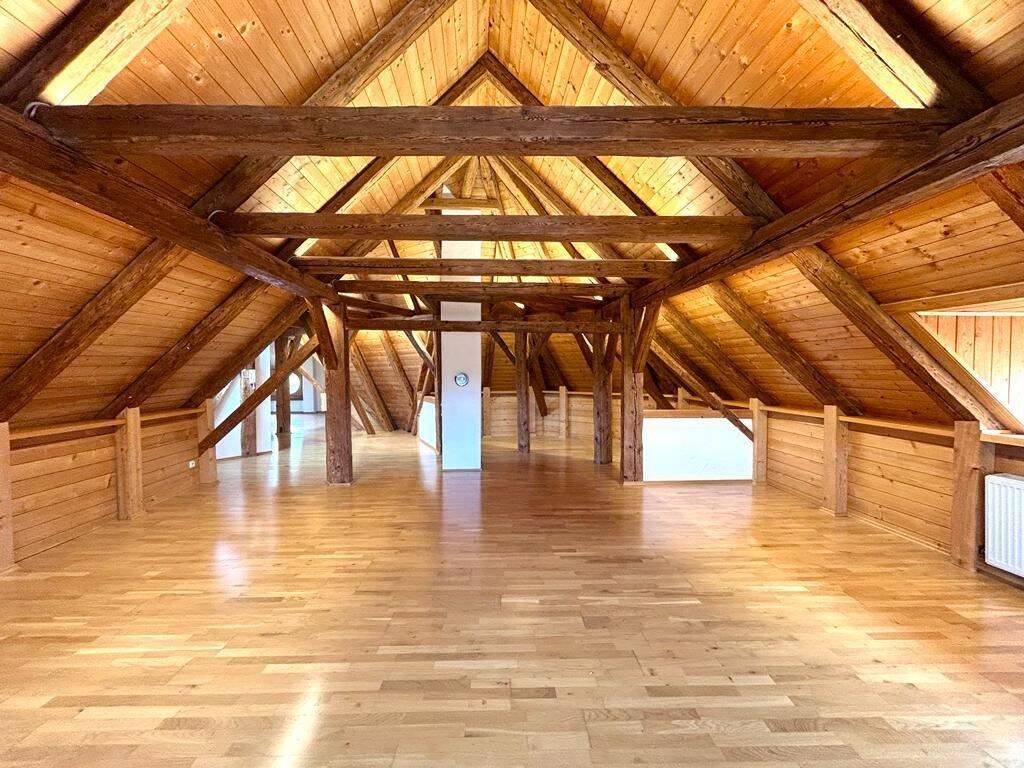 Außergewöhnliche 1-Zimmer-Dachgeschosswohnung mit historischem Flair in Passau-Hals!, 94034 Passau (Altstadt Grubweg Hacklberg Hals)