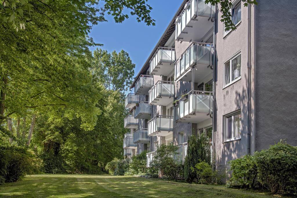 2-Zimmer Erdgeschosswohnung mit großzügigem Balkon und hellem Bad mit Dusche in Dortmund Kurl, 44319 Dortmund (Asseln Husen Kurl Neuasseln Wickede)