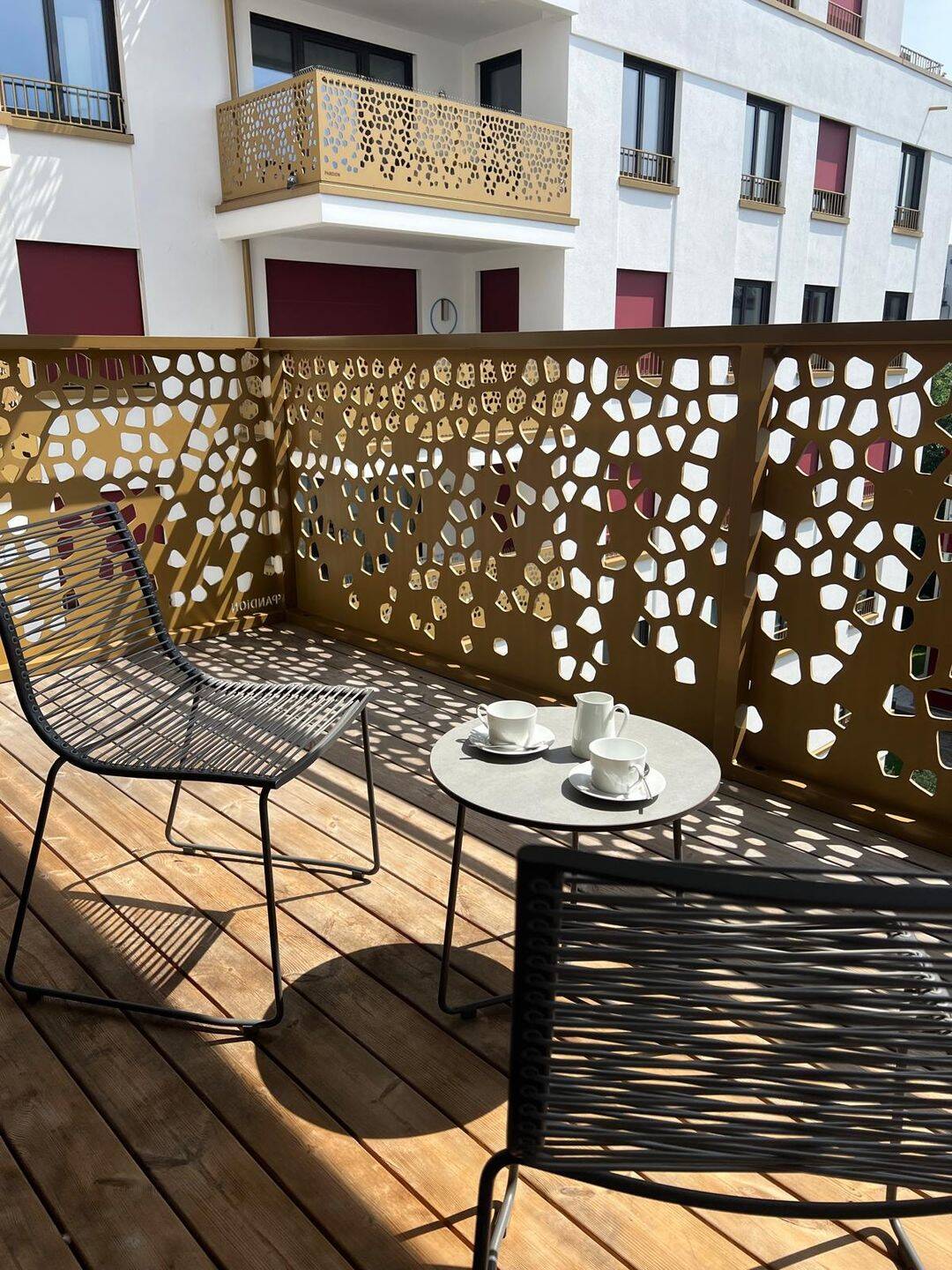 Stilvoll möbliert wohnen im Herzen Berlins – elegante 4-Zimmer-Wohnung, 10179 Berlin (Mitte)