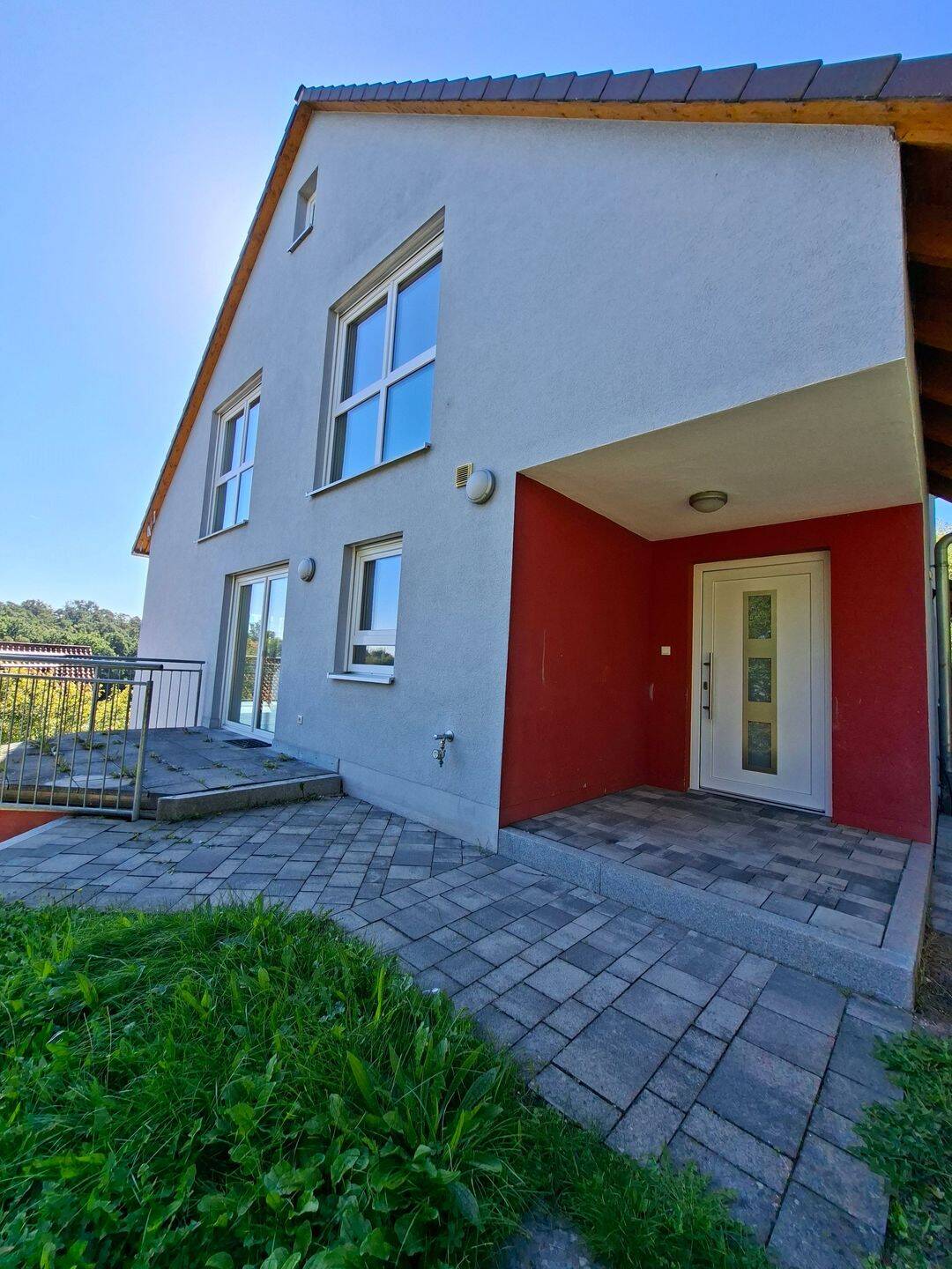 DHH mit Einliegerwohnung – provisionsfrei, 90599 Dietenhofen