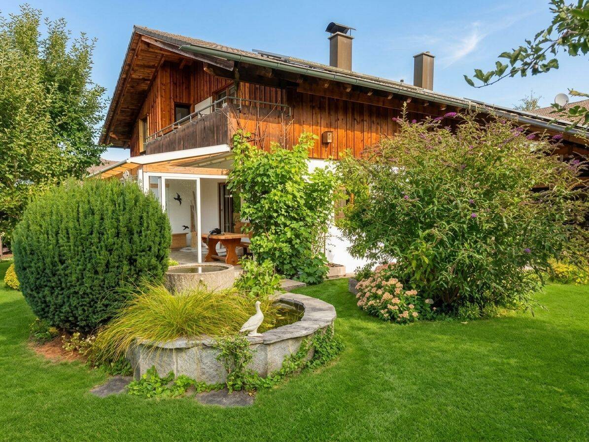 Modernisiertes Einfamilienhaus mit großem Garten, 82538 Geretsried