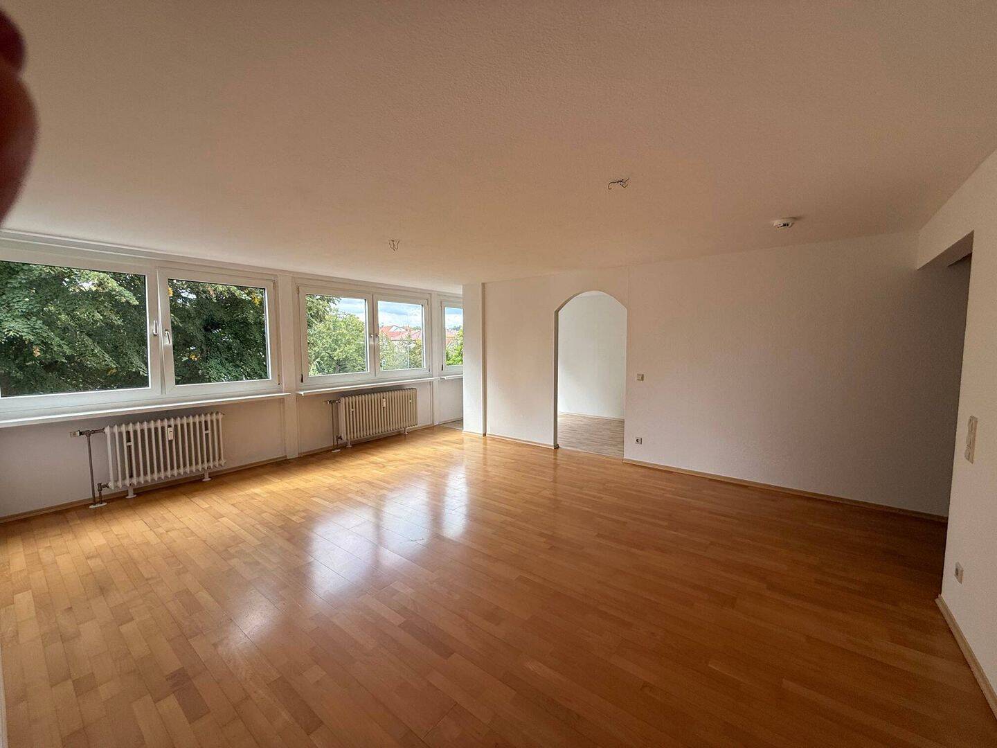 Hell & zentral wohnen – attraktive 3-Zimmer-Wohnung mit Parkblick und Aufzug, 67655 Kaiserslautern (Innenstadt)
