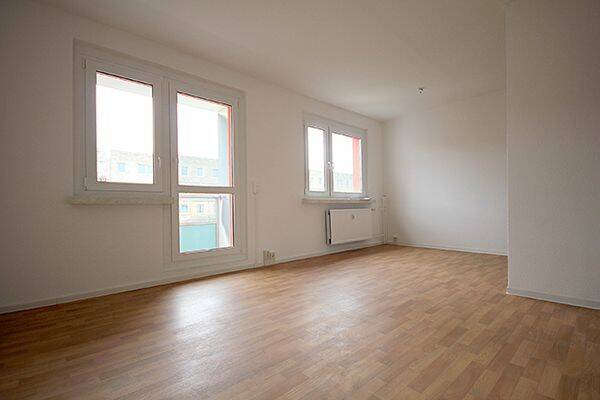 Nachnutzer gesucht! 3-Zimmerwohnung mit Balkon., 6120 Halle (Saale) (Dölau Heide Nord Heide Süd Kröllwitz Lettin)