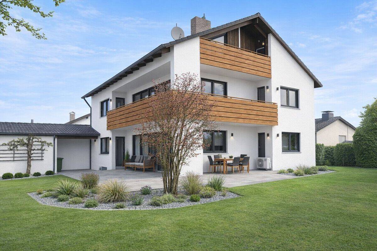 Großzügiges Einfamilienhaus mit Einliegerbereich, Sauna & Doppelgarage – Wörth a. d. Isar, 84109 Wörth a.d. Isar (Wörth)