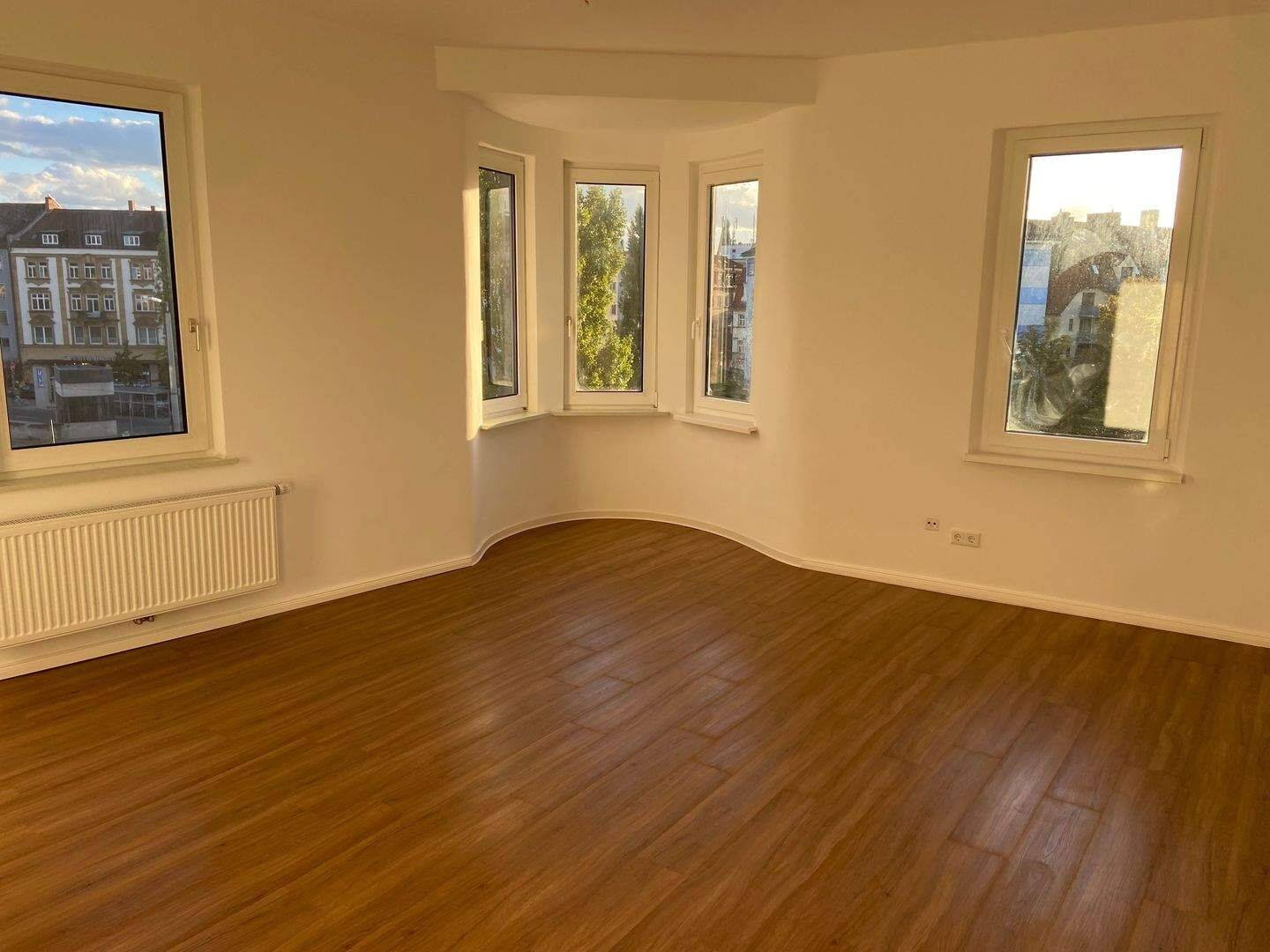 Kernsanierte 3-Zimmer-Altbauwohnung, 90408 Nürnberg (Großreuth h. d. Veste Gärten h. d. Veste Maxfeld Nordbahnhof Sankt Johannis)