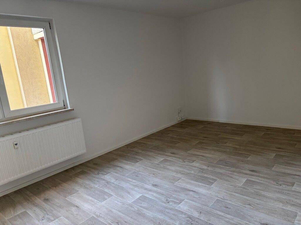 Geräumige 3-Zimmerwohnung in Grünau-Ost, 4209 Leipzig (Grünau-Mitte Grünau-Nord Grünau-Ost Schönau)