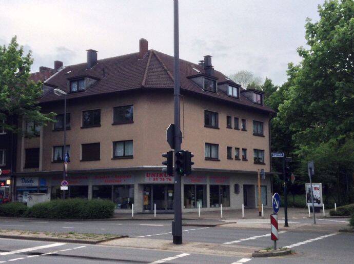 Viel Platz für die ganze Familie – großzügige 3,5 Zimmer Wohnung mit Balkon in der Nähe der grünen Mitte Essens, 45141 Essen (Frillendorf Nordviertel Stoppenberg)