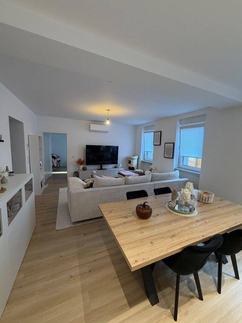 Großzügig & modern: 4-Zimmer-Wohnung mit 2 Bädern, 66130 Saarbrücken