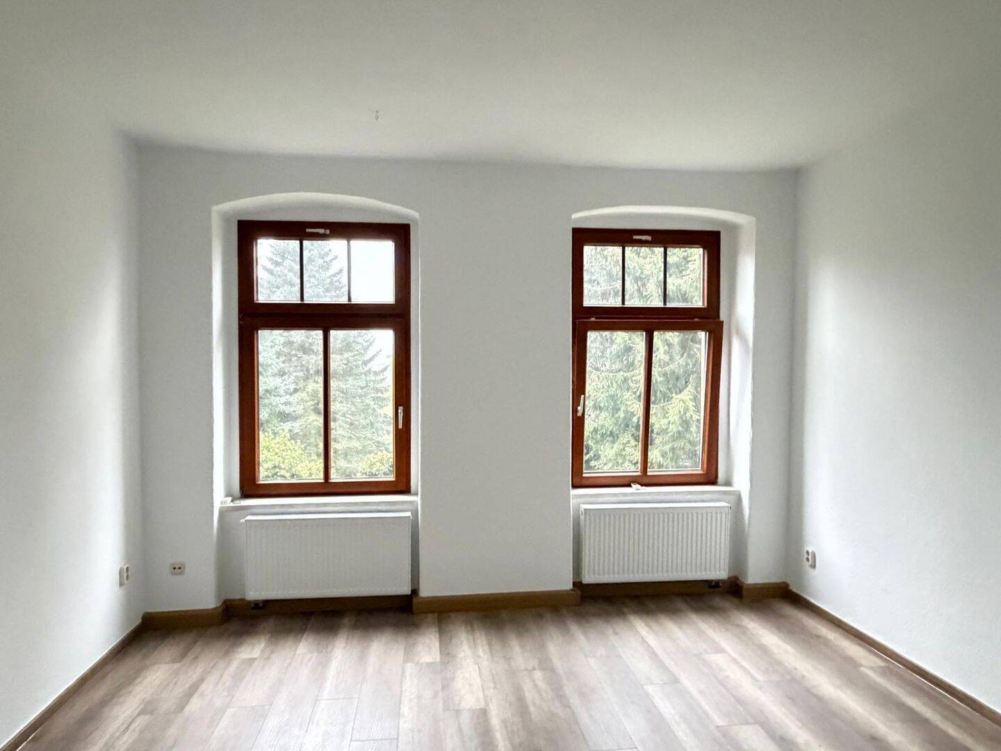 Neu renovierte 3-Raumwohnung im Erdgeschoss!, 9456 Annaberg-Buchholz