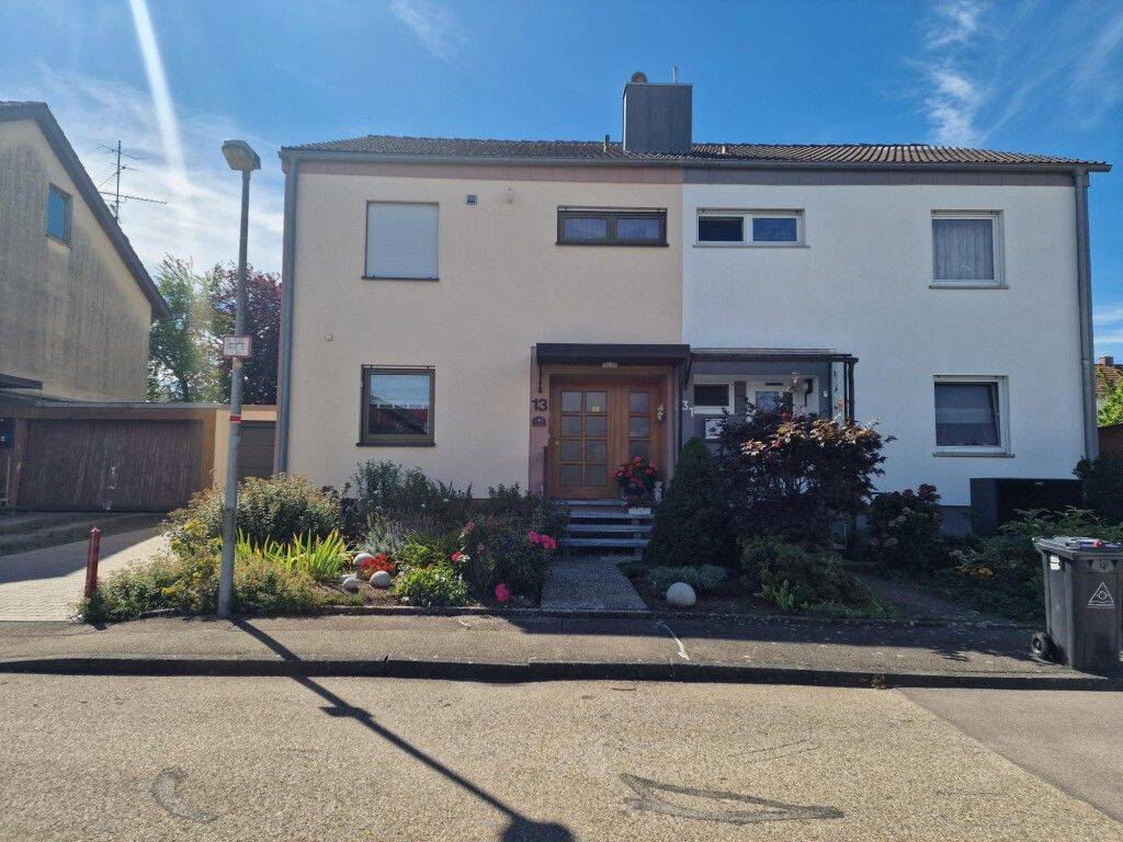 sehr gepflegte Doppelhaushälfte mit Garten, Terrasse und Garage, 89522 Heidenheim an der Brenz