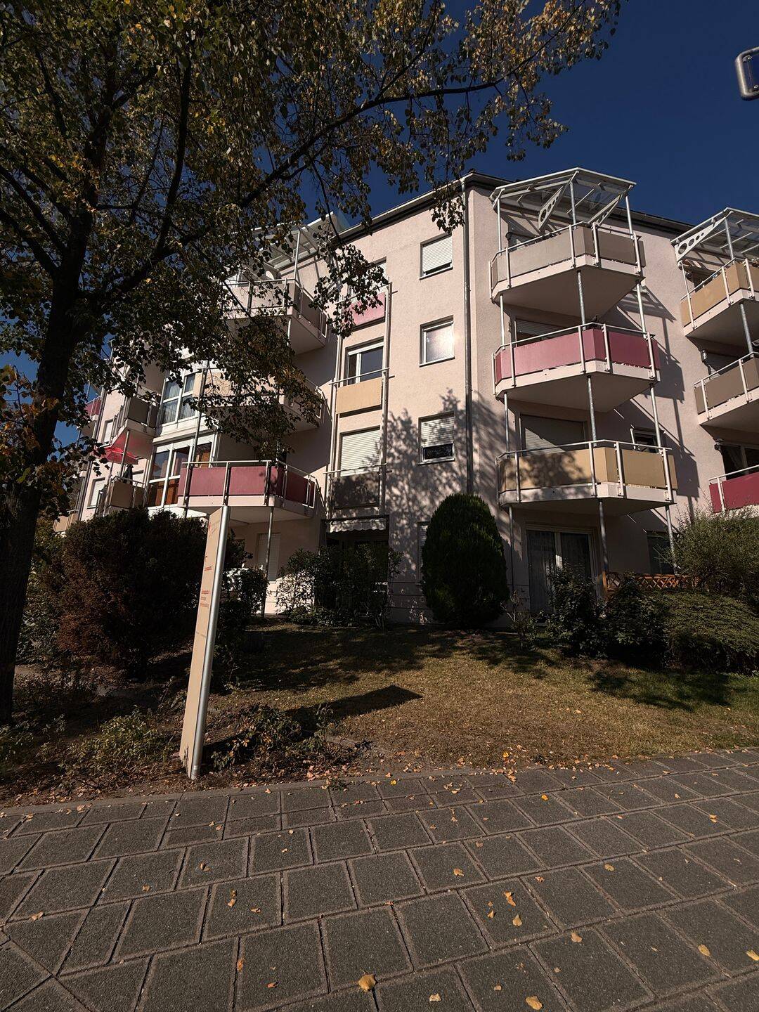 Gepflegte 1-Zimmer-Wohnung mit Balkon in attraktiver Nürnberger Lage, 90491 Nürnberg