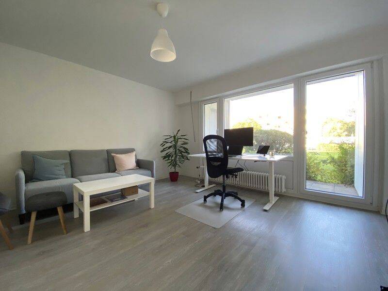 Schöner Wohnen in dieser 2-Zimmer-Wohnung mit kleiner Terrasse, 40629 Düsseldorf (Gerresheim Grafenberg Hubbelrath Ludenberg Rath)