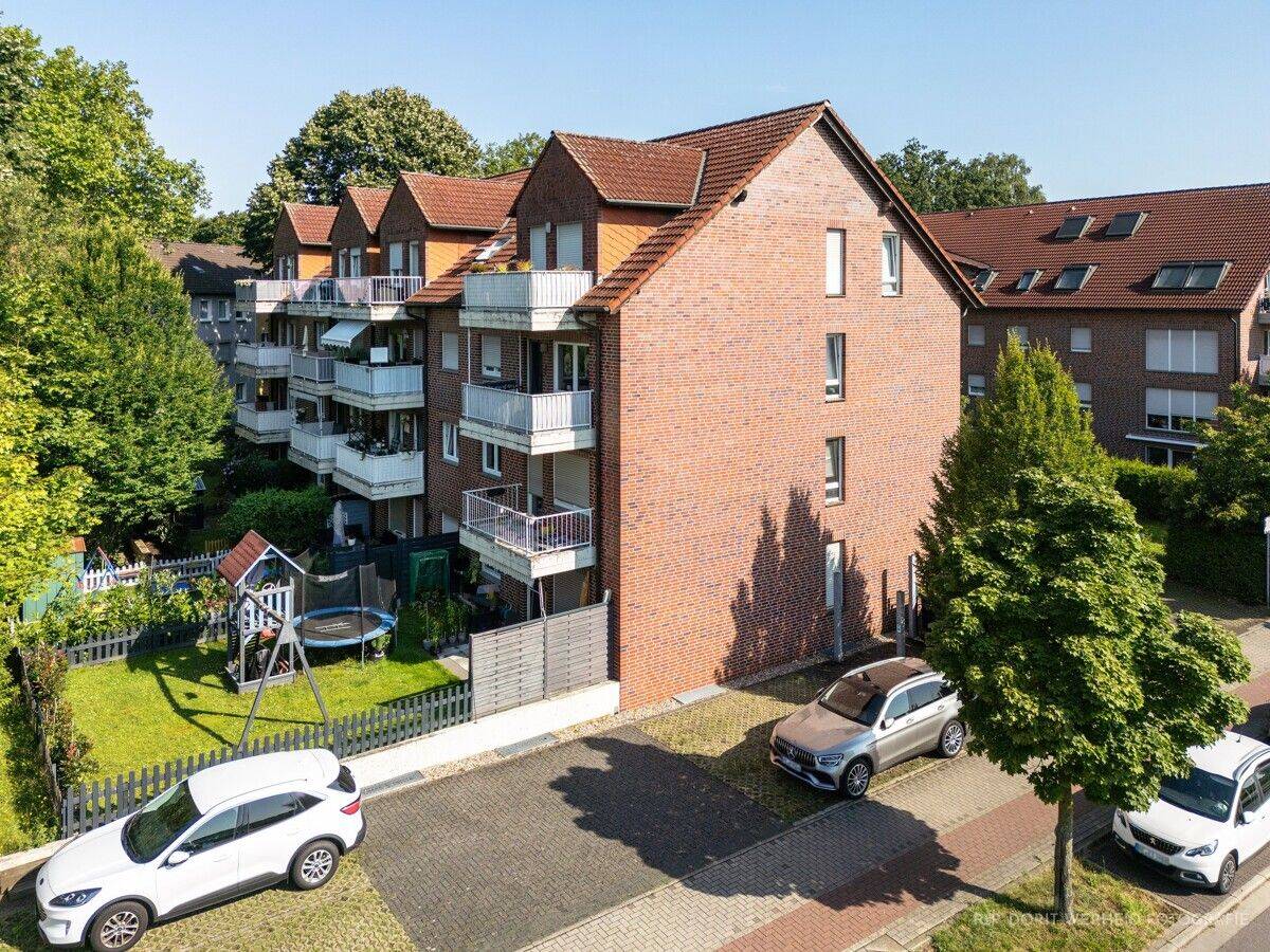 Freier Blick ins Grüne: 3 Zimmer, Balkon, Einbauküche & TG, 45772 Marl