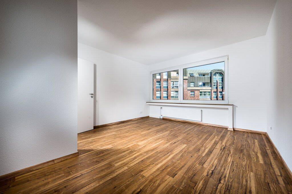 Direkt vom Eigentümer: Sanierte 2,5 Zimmer-Wohnung mit Einbauküche, 44135 Dortmund (Mitte)