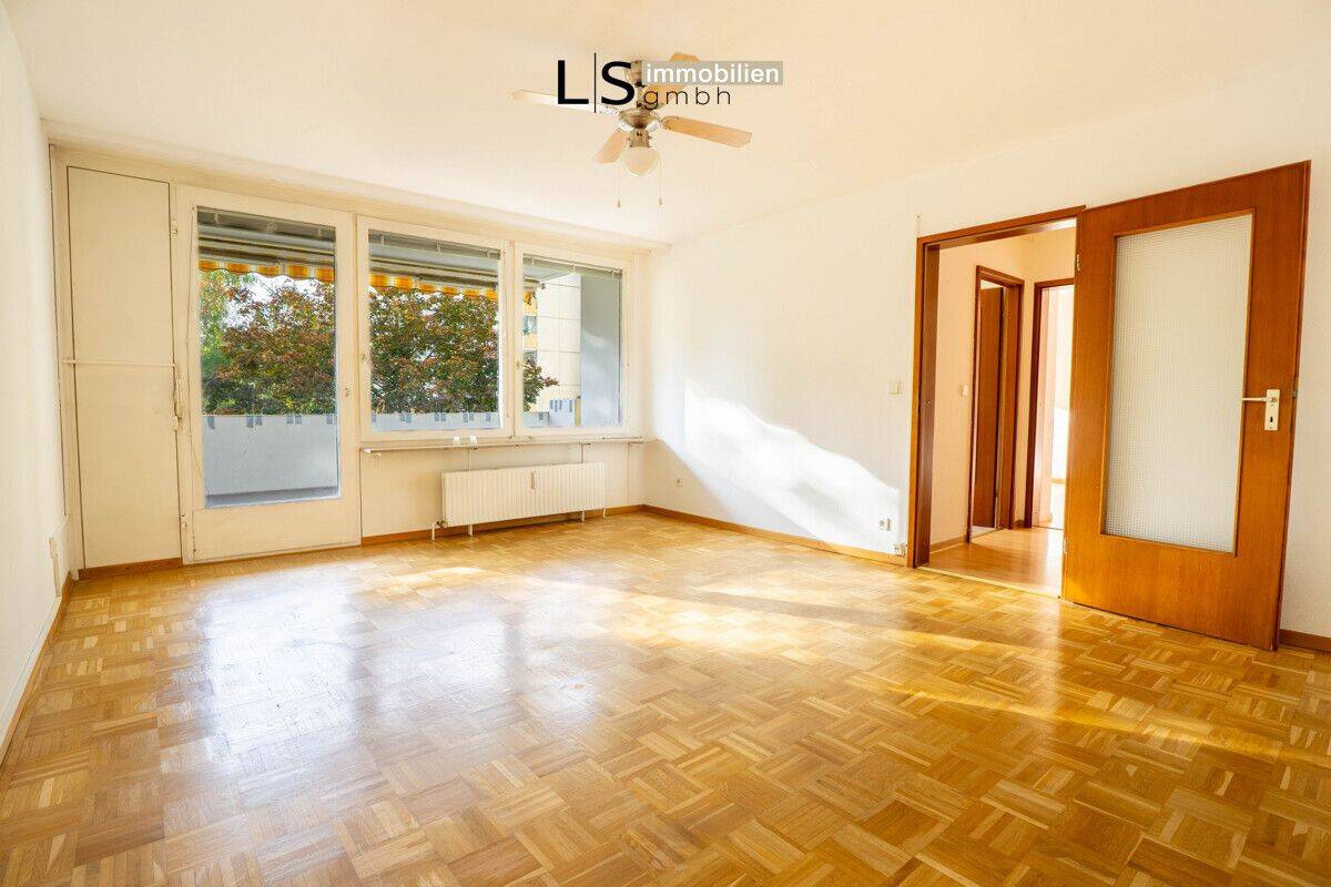 *Perfekte Einstiegsimmobilie!* Tolle 2-Zimmer-Wohnung mit Stellplatz zur Eigennutzung oder Anlage!, 70499 Stuttgart