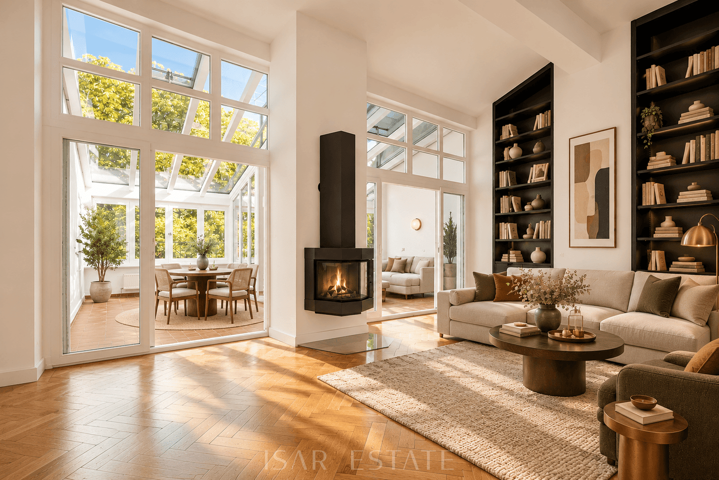 Über den Dächern Haidhausens: Außergewöhnliches Dachgeschoss mit Wintergarten & Panoramakamin, 81667 München (Au-Haidhausen)