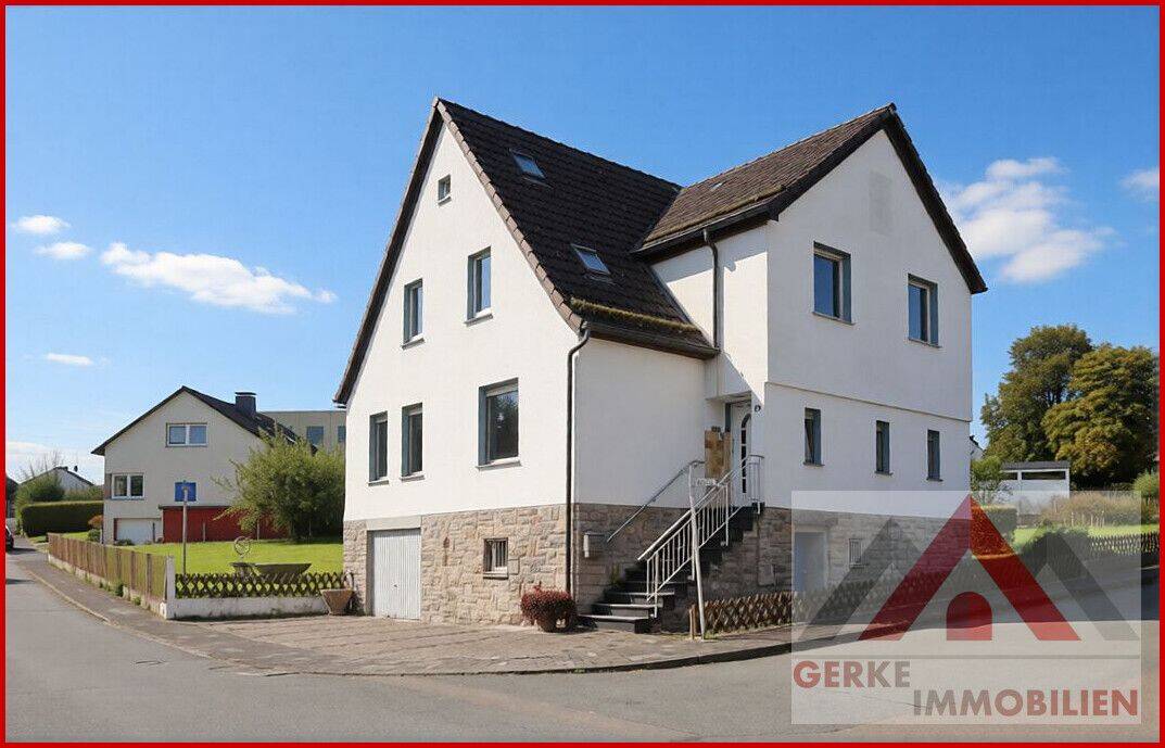 Renovierungsbedürftiges Haus mit zweitem Baugrundstück, 34431 Marsberg