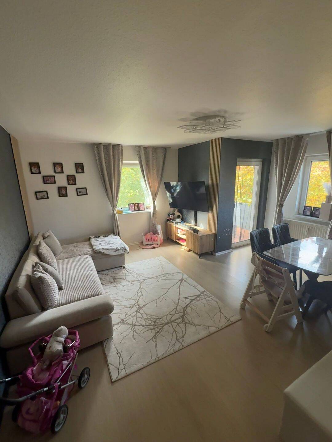 4 Zimmer Wohnung 93m² 2.OG mit Balkon + Abstellkammer – Garage + 2 Stellplätze – Spielstraße – AB 01.12. Illertissen, 89257 Illertissen