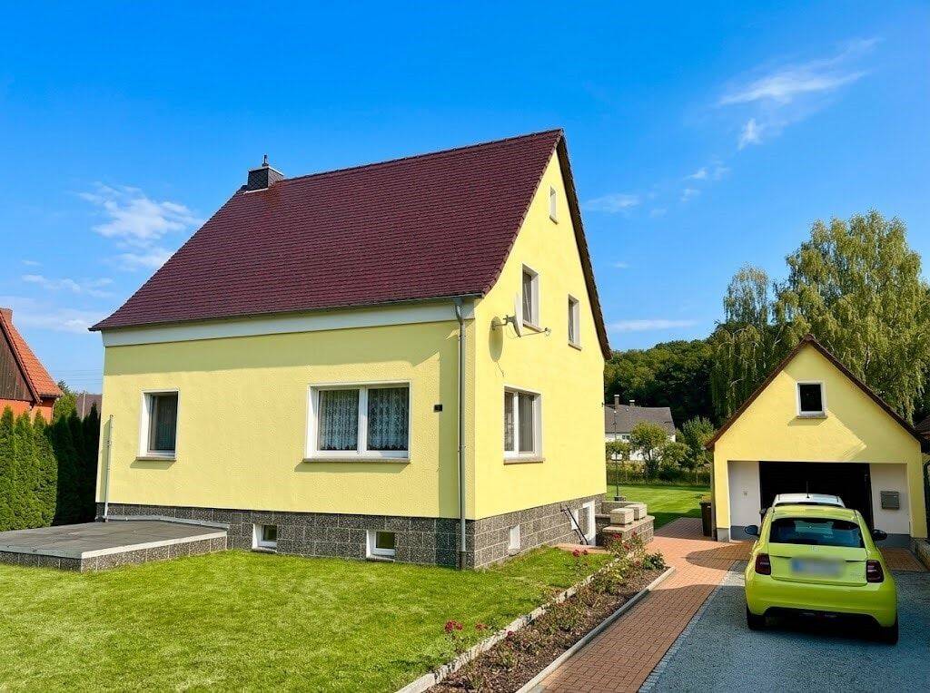 Gepflegt und sofort beziehbar mit Blick auf den Breiteberg, 2779 Hainewalde