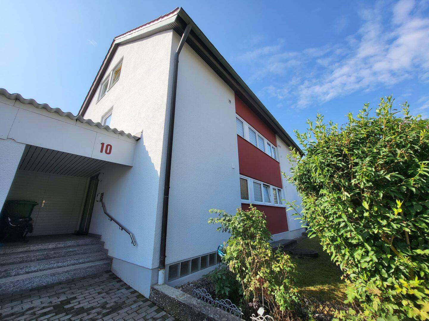 Schöne 3,5-Zimmerwohnung mit Einbauküche, Photovoltaikstrom und Gartennutzung, 78056 Villingen-Schwenningen