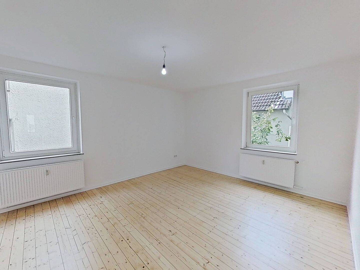 Charme&Gemütlichkeit: Schöne 2-Zimmer-Wohnung mit modernem Wannenbad in Bielefeld-Mitte, 33607 Bielefeld (Innenstadt)
