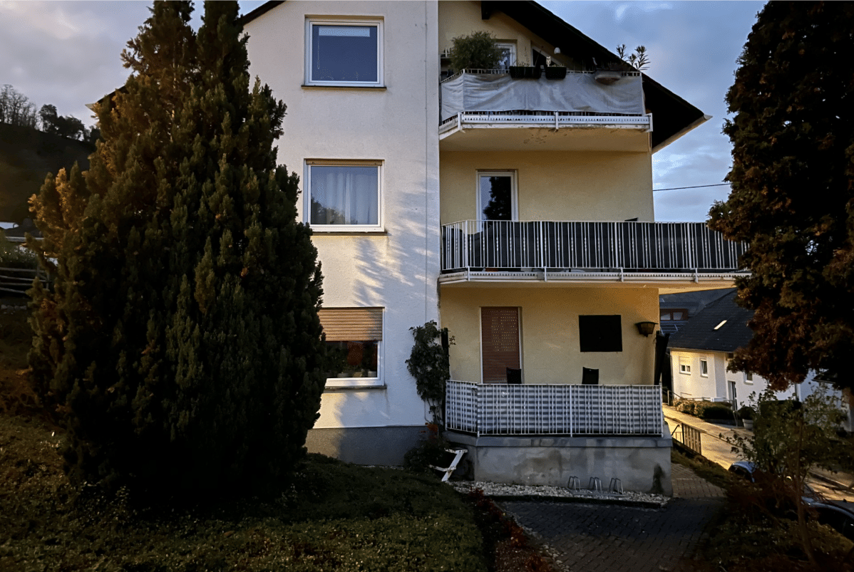 Helle 3-Zimmer-Wohnung mit Balkon in Kobern-Gondorf, 56330 Kobern-Gondorf