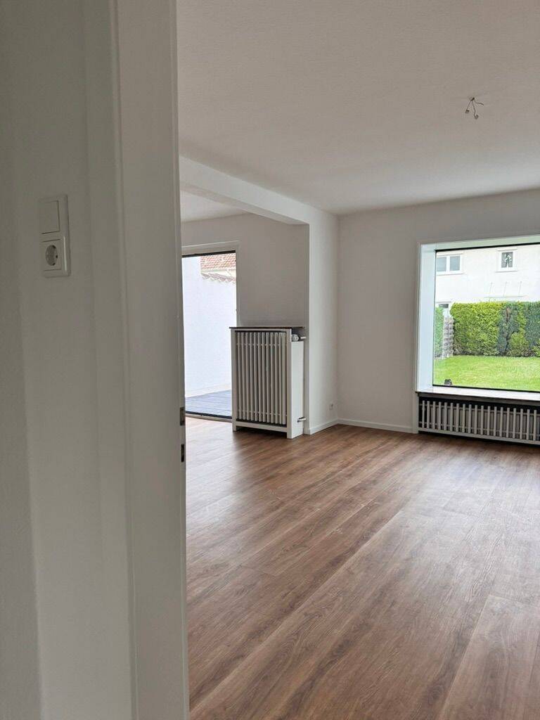 Erstbezug nach Sanierung – Reihenhaus in LP, 59557 Lippstadt
