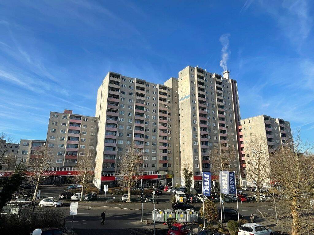 NEU*ab 01.12.2026 frei *3 Zimmerwohnung, teilmöbliert , neues Duschbad, Stellplatz, 36043 Fulda