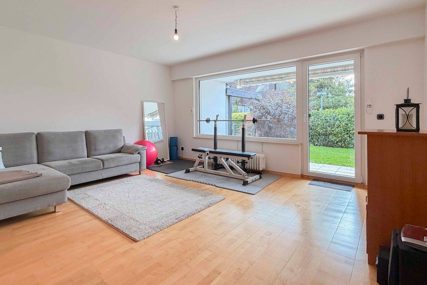 Perfekt geschnittene EG-Whg. mit Terrasse, Balkon und einem Tiefgaragenstellplatz in Bonn-Hardtberg, 53125 Bonn