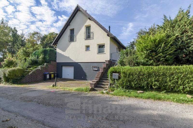 Einfamilienhaus in Chemnitz-Heinersdorf mit Garten & Garage, 9114 Chemnitz (Borna-Heinersdorf Ebersdorf Furth Glösa-Draisdorf Schloßchemnitz)