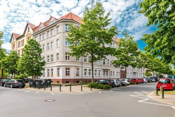 Altbaucharme in Bestlage: Großzügige 4-Zimmer-Wohnung im beliebtesten Viertel der Stadt, 38106 Braunschweig (Braunschweig)