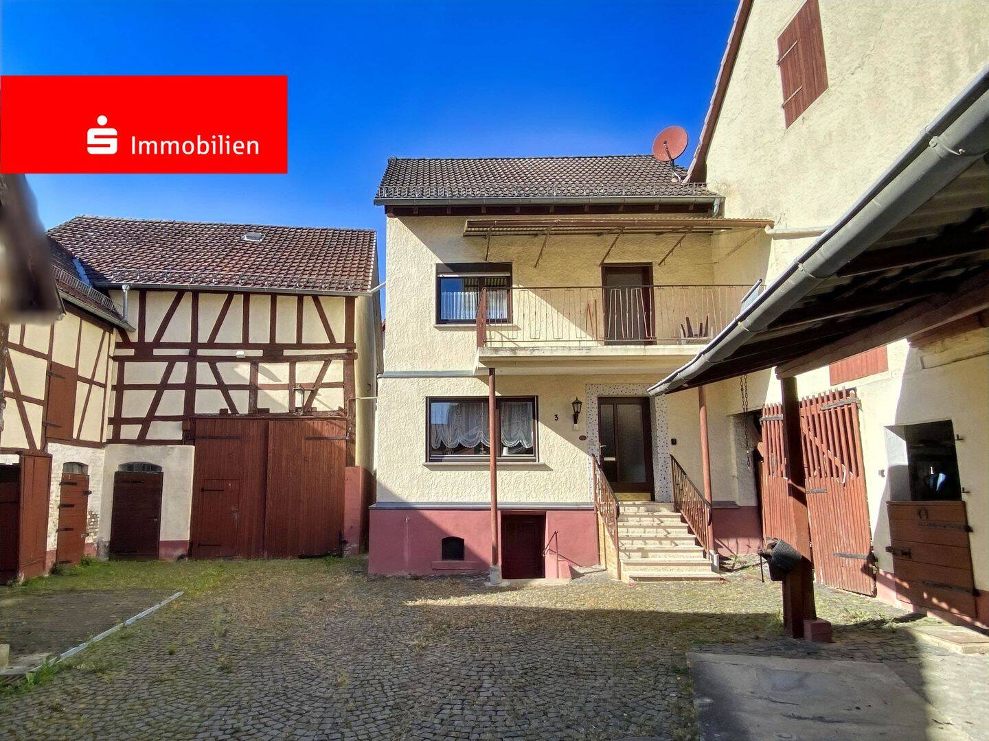 Einfamilienhaus mit Nebengebäuden und Garten, 35789 Weilmünster