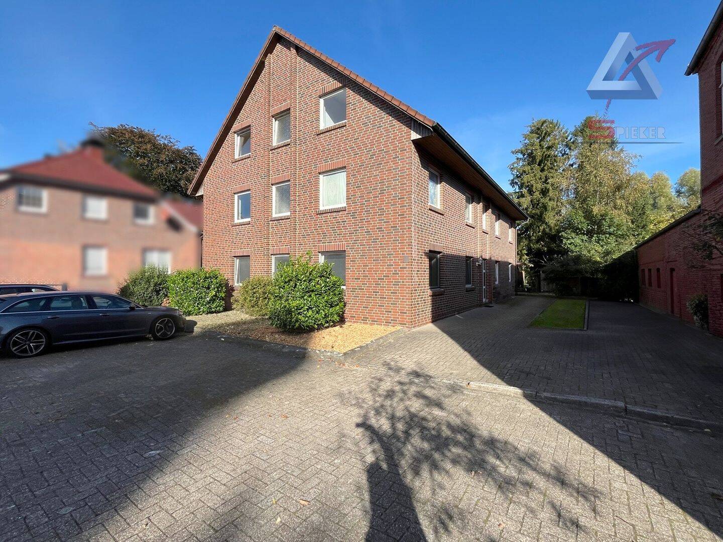Renovierte Dachgeschosswohnung in zentraler Lage, 26847 Detern