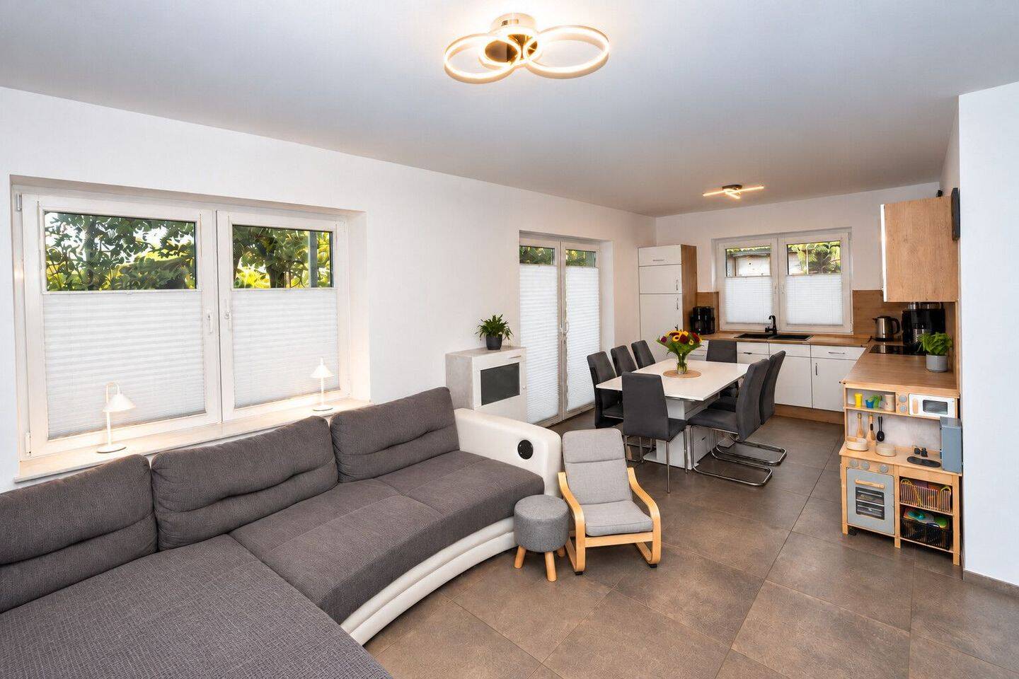 Wohlfühlen in Gehlenberg – Moderne Erdgeschosswohnung mit Terrasse und Garten, 26169 Friesoythe