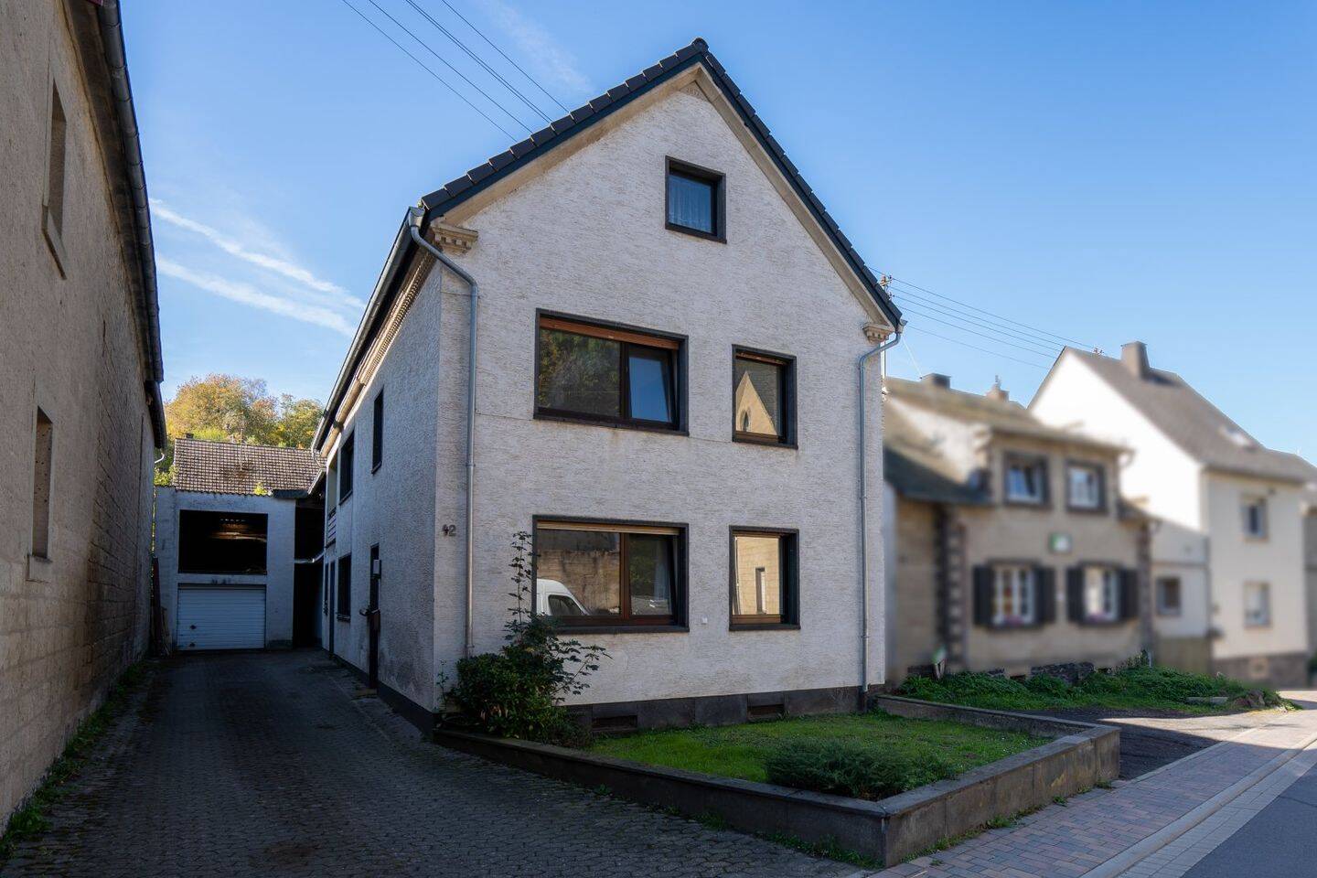Charmantes Einfamilienhaus mit zahlreichen Nebengebäuden!, 56745 Rieden