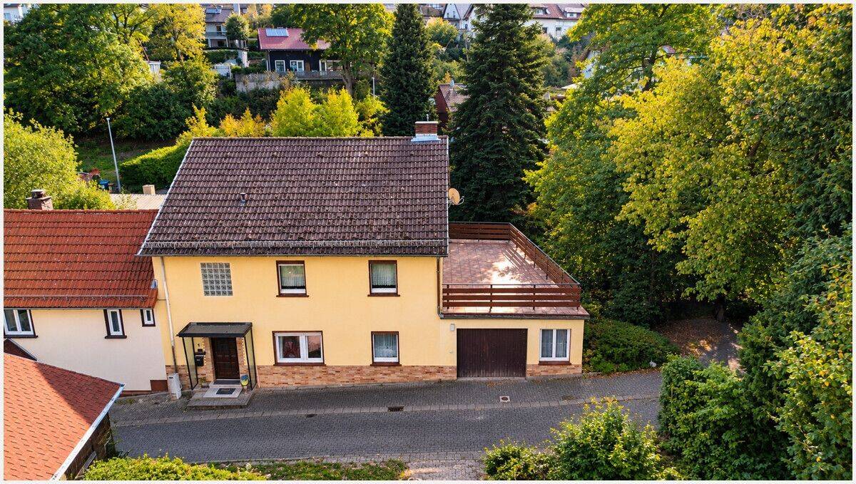 Naturnah wohnen, individuell gestalten – Einfamilienhaus im Taunus, 61389 Schmitten