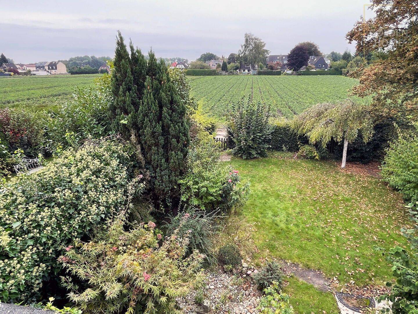 Guter Zustand, guter Grundriss, Südterrasse, freier Blick, 25469 Halstenbek
