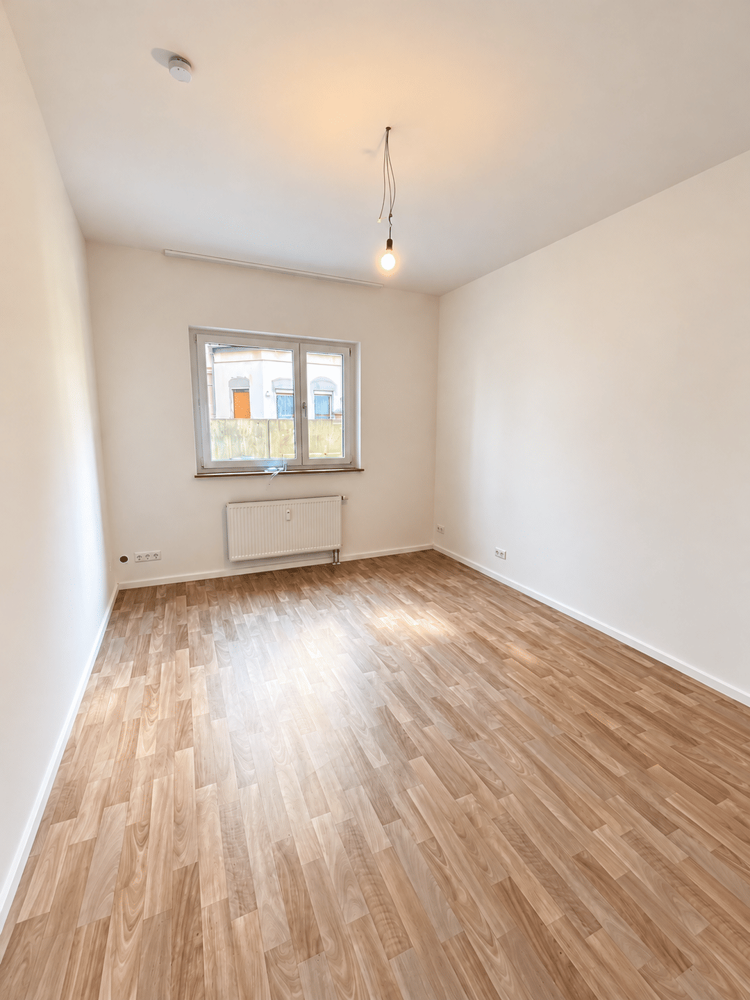 Renovierte 1-Zi.-Whg. im EG inkl. EBK, 90429 Nürnberg