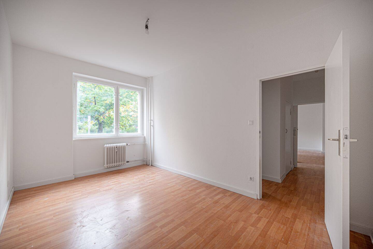 ?? Fußläufig zur Arminiusmarkthalle – Charmante 2 Zi Wohnung mit Küche und Blick in den Park, 10551 Berlin (Mitte Moabit)