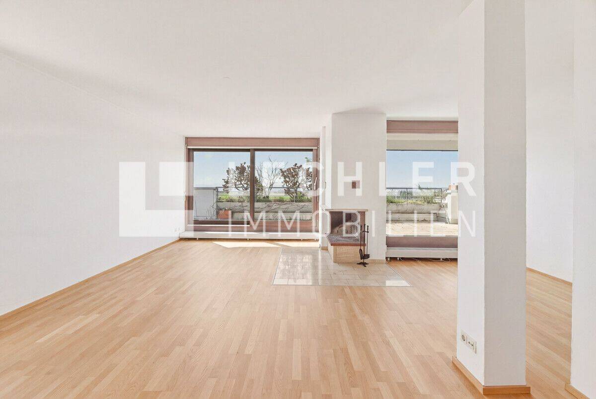 Größzügige 4-Zimmer Penthouse Wohnung mit Weitblick, 70619 Stuttgart (Heumaden Lederberg Riedenberg Sillenbuch)