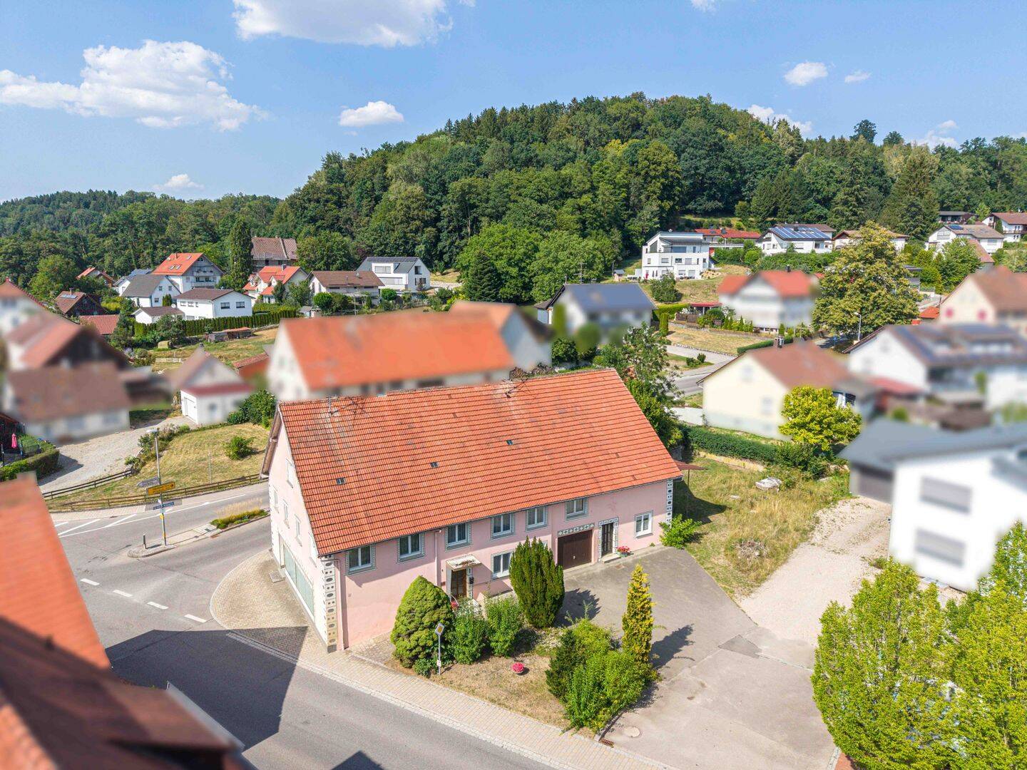 Ideal für Handwerker! Ehemaliges Wohn- und Geschäftshaus mit großem Entwicklungspotenzial, 88444 Ummendorf