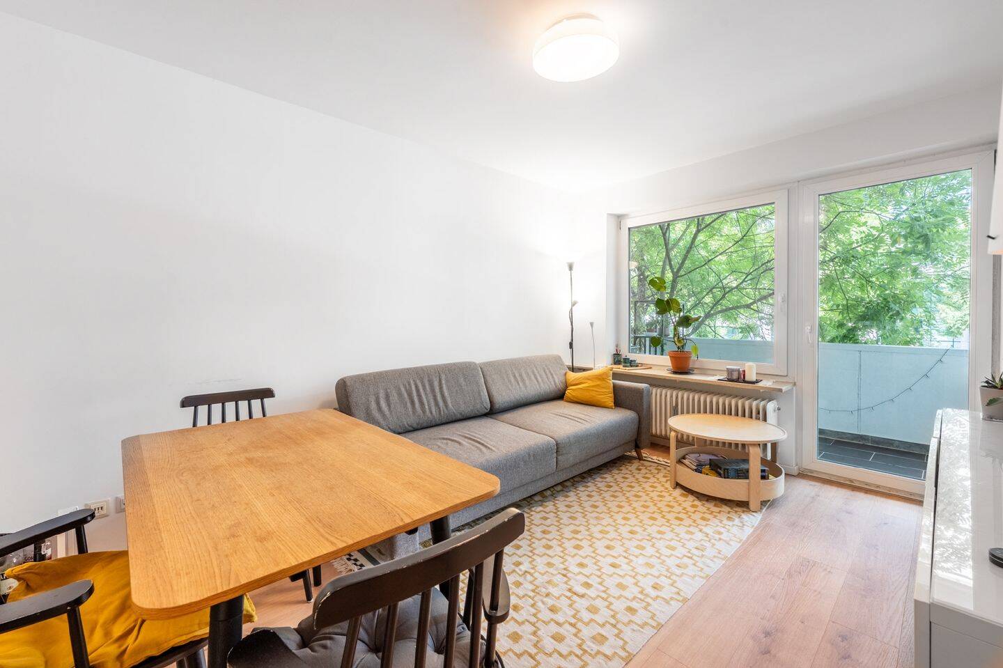 AIGNER – Urbanes Wohnen: Charmante 2-Zimmer-Wohnung mit Balkon, 81541 München (Au-Haidhausen Obergiesing Ramersdorf-Perlach)