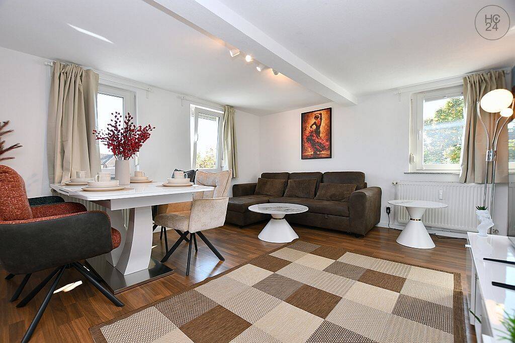 Schöne, helle und voll möblierte Wohnung in Stuttgart Zuffenhausen, 70435 Stuttgart (Stammheim Zuffenhausen)