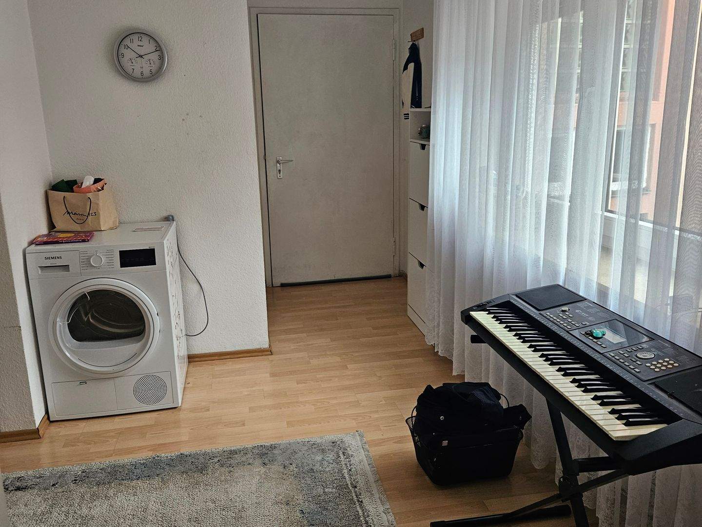 Helle 2-Zimmerwohnung mit 2 Balkonen und Fahrstuhl im Herzen von Bruchsal, 76646 Bruchsal