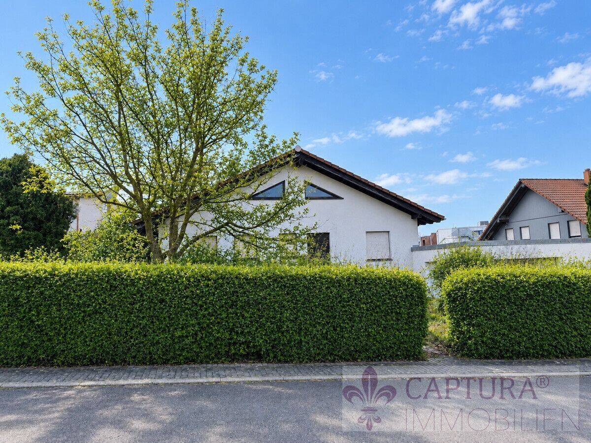 Familienfreundliches Wohnen Freistehendes Einfamilienhaus in ruhiger Lage von Ravenstein-Merchingen, 74747 Ravenstein