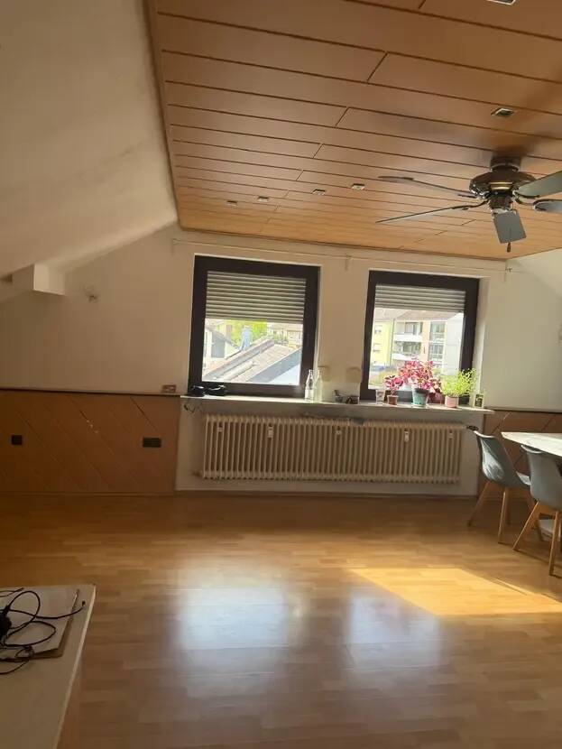 Würzburg: 2,5 Zimmer mit Einbauküche – 10 Busminuten zum Hauptbahnhof, 97080 Würzburg (Altstadt Dürrbachau Grombühl Oberdürrbach Unterdürrbach)
