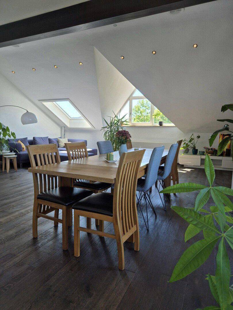 Wunderschöne 3-Zimmer-Dachgeschosswohnung in ruhiger Lage von Durmersheim-Würmersheim, 76448 Durmersheim