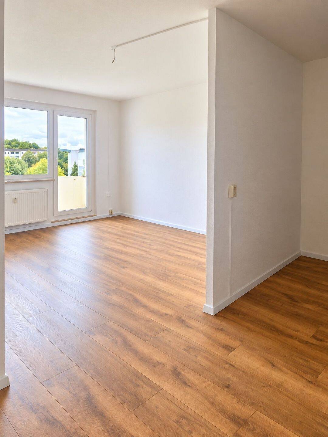 Frisch sanierte 4 Zimmer-Wohnung in Annaberg-Buchholz mit Badewanne und Balkon, 9456 Annaberg-Buchholz