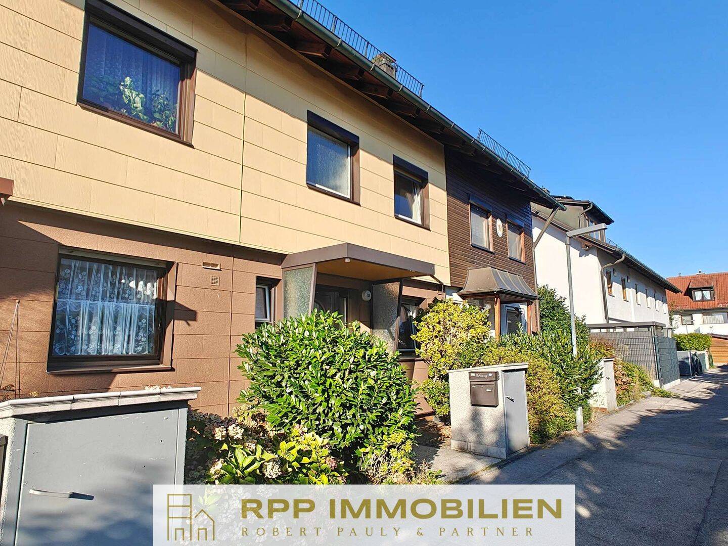 Familienfreundliches Reihenmittelhaus in Eching – viel Platz, Wintergarten und Gestaltungspotenzial, 85386 Eching